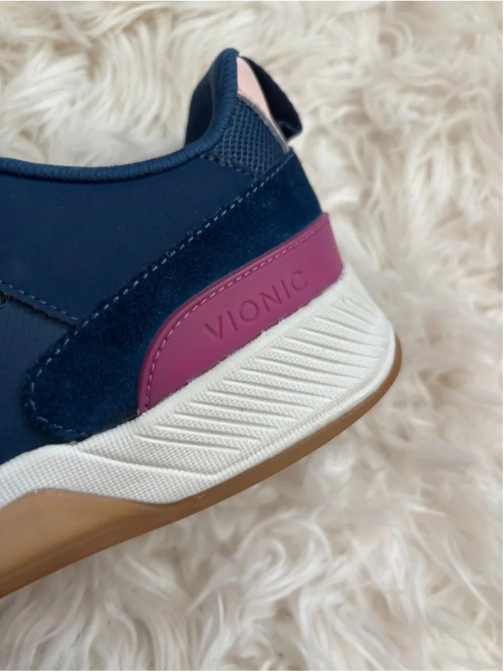 VIONIC Women's Fearless Sneaker in Dark Blue Berry size